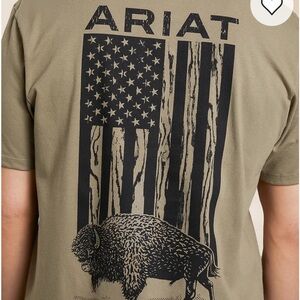 Ariat Men's Khaki Bison Graphic Tee flag buckle size XL